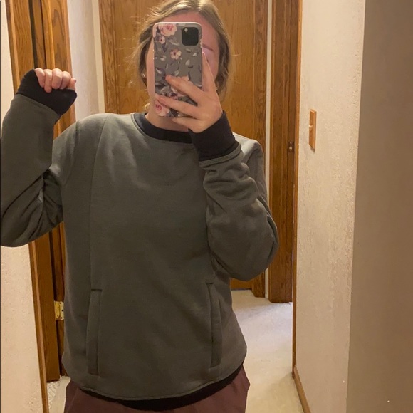 lululemon athletica Sweaters - Lululemon Crewneck